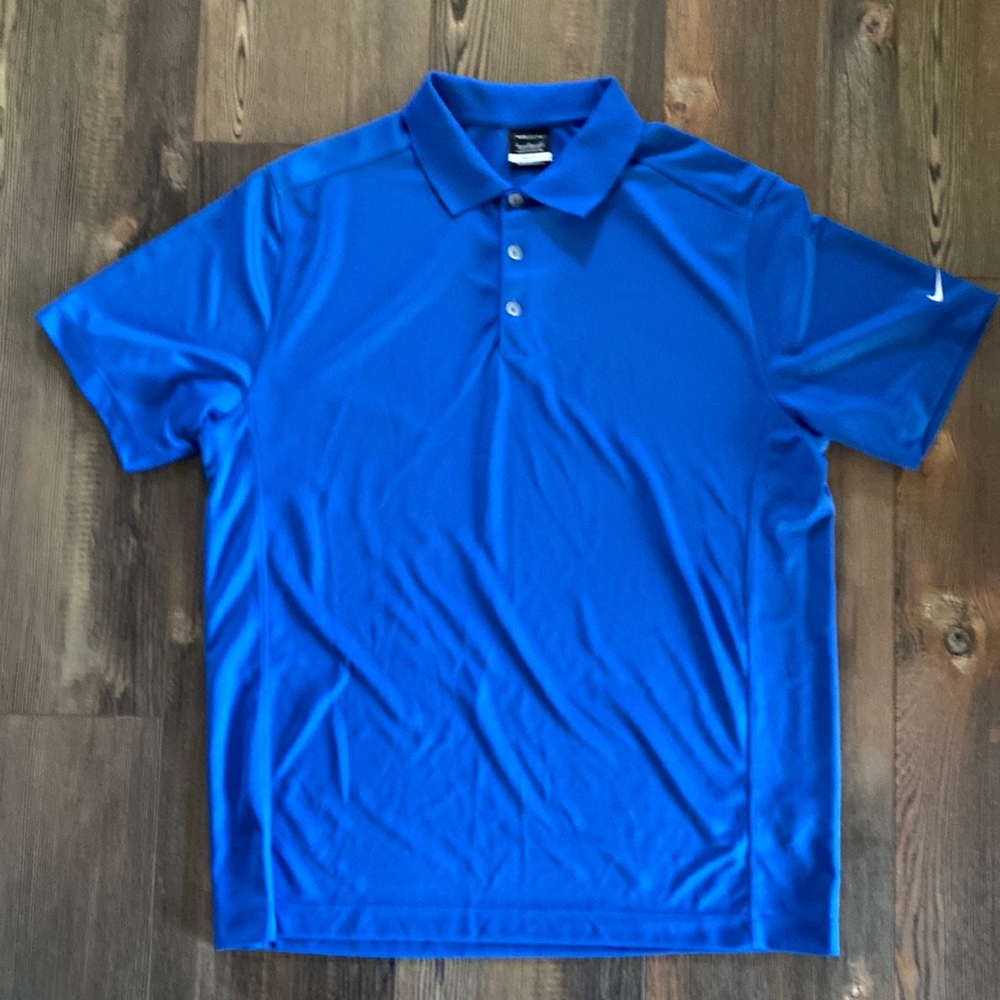 Men’s Nike Golf polo.  Size XL - excellent condition.